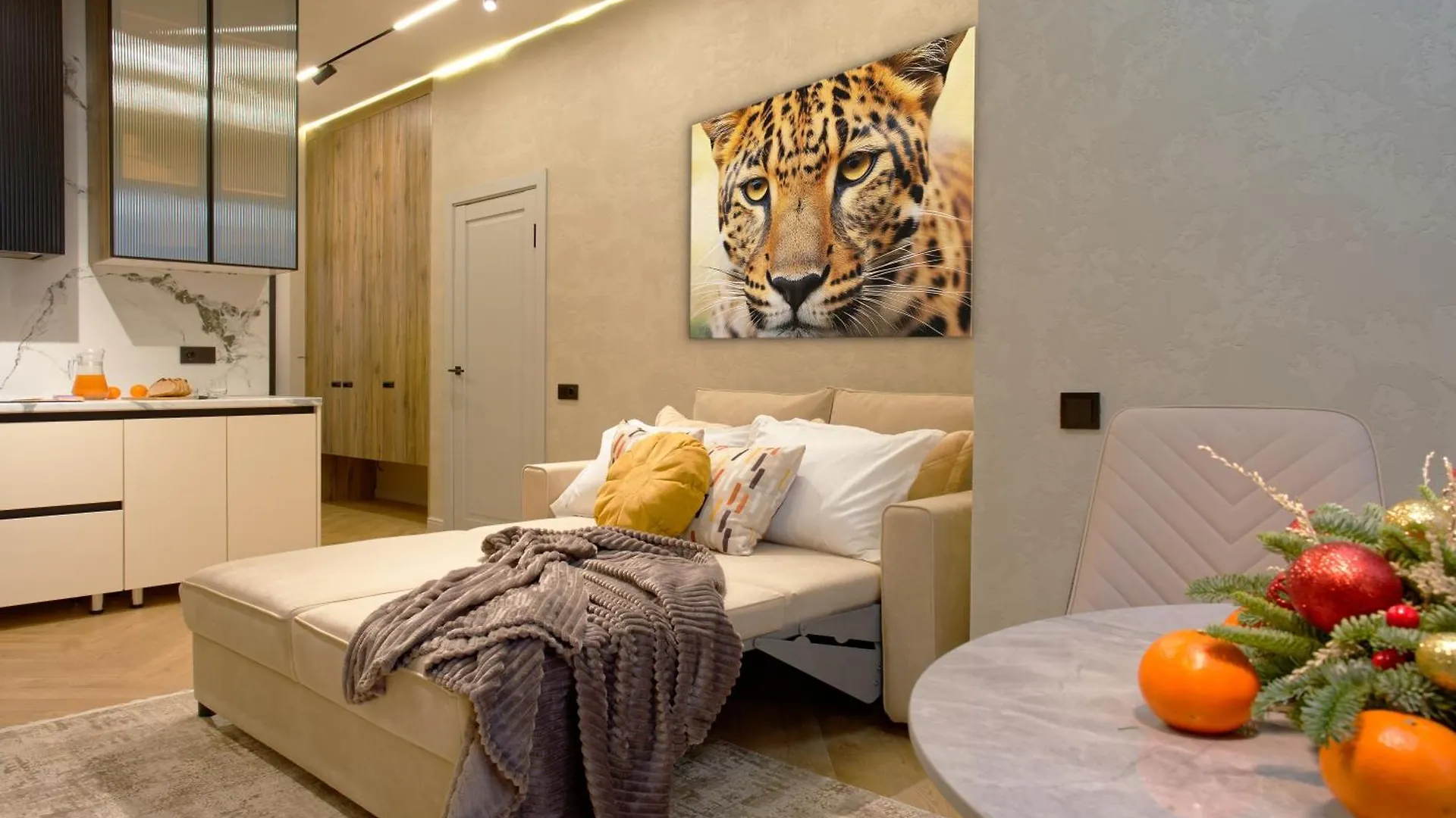 Уютные Апартаменты С Роскошным Видом Almaty Apartment
